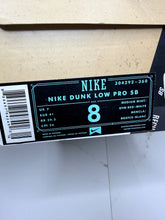 Load image into Gallery viewer, Nike SB Dunk Low Medium Mint Gym Red (2012) - 8M