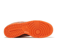 Load image into Gallery viewer, Nike SB Dunk Low Concepts Orange Lobster (Special Box)