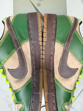 Load image into Gallery viewer, Nike SB Dunk Low Jedi (2004) - 9M
