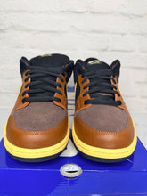 Load image into Gallery viewer, Nike SB Dunk Low Black and Tan (2020)
