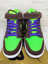 Load image into Gallery viewer, Nike SB Dunk Mid Donatello (2008) - 10.5M
