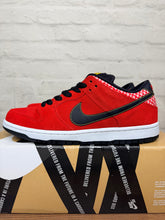 Load image into Gallery viewer, Nike SB Dunk Low Red Firecracker (2013) - 9.5M
