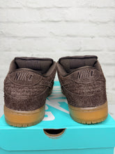 Load image into Gallery viewer, Nike SB Dunk Low Big Foot (2016)- 10M

