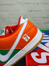 Load image into Gallery viewer, Nike SB Dunk Low 7-Eleven (2020) - 8.5M
