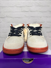 Load image into Gallery viewer, Nike SB Dunk Low Pro Hennessy (2020) - 12M
