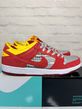Load image into Gallery viewer, Nike SB Dunk Low Rukus Crawfish (2014) - 10M

