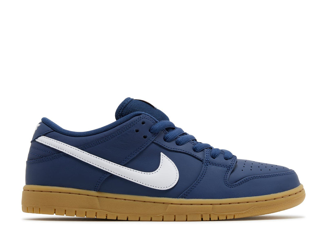 Nike SB Dunk Low Navy Gum