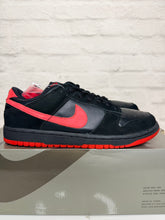 Load image into Gallery viewer, Nike SB Dunk Low Vamps (2003)
