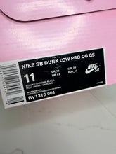 Load image into Gallery viewer, Nike SB Dunk Low Diamond Supply Co. Black Diamond (Sample) (2018)
