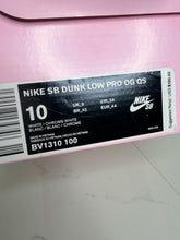 Load image into Gallery viewer, Nike SB Dunk Low Diamond Supply Co. White Diamond (2018)

