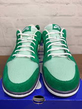 Load image into Gallery viewer, Nike SB Dunk Low Pro Wallenberg (2010) - 11M
