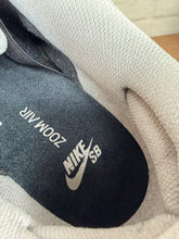 Load image into Gallery viewer, Nike SB Dunk Low J-Pack Shadow (2020) - 10M
