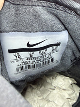 Load image into Gallery viewer, Nike Dunk Low 6.0 SE Delorean DMC-12 Special Box (2010) - 10M
