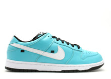 Load image into Gallery viewer, Nike SB Dunk Low Tokyo Blue Taxi (Preowned)
