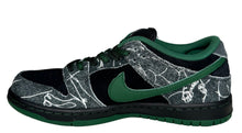 Load image into Gallery viewer, Nike SB Dunk Low There Skateboards (Preowned)
