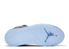 Load image into Gallery viewer, Jordan 5 Retro Wolf Grey (2026)
