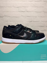Load image into Gallery viewer, Nike SB Dunk Low 420 Intergalactic (2017) - 12M
