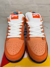 Load image into Gallery viewer, Nike SB Dunk Low Concepts Orange Lobster (2022) - 8M
