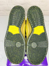 Load image into Gallery viewer, Nike SB Dunk Low Hatch Chili (2026) - 12M
