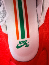 Load image into Gallery viewer, Nike SB Dunk Low 7-Eleven (2020) - 8.5M
