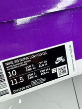 Load image into Gallery viewer, Nike SB Dunk Low Supreme Stars Barkroot Brown (2021)
