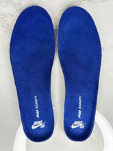 Load image into Gallery viewer, Nike SB Dunk Low Los Angeles Dodgers (Preowned)

