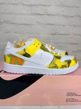 Load image into Gallery viewer, Nike SB Dunk Low De La Soul (2005)
