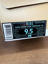 Load image into Gallery viewer, Nike SB Dunk Low Red Firecracker (2013) - 9.5M
