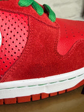 Load image into Gallery viewer, Nike SB Dunk High Big Gulp (2008)

