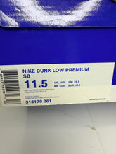 Load image into Gallery viewer, Nike SB Dunk Low Toxic Sea Robbin (2009) - 11.5M
