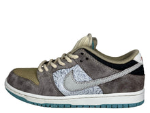 Load image into Gallery viewer, Nike SB Dunk Low Big Money Savings (Preowned)
