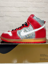 Load image into Gallery viewer, Nike SB Dunk High Shoe Goo (2008) - 10.5M
