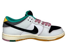 Load image into Gallery viewer, Nike SB Dunk Low CSEF (Preowned)
