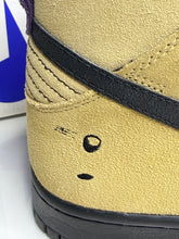 Load image into Gallery viewer, Nike SB Dunk High Chrome Ball Incident (2010) - 12M
