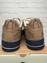 Load image into Gallery viewer, Nike Air Force 1 Low Premium Stephan Maze Georges Laser (2012) - 10M
