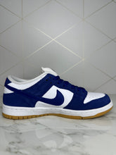 Load image into Gallery viewer, Nike SB Dunk Low Los Angeles Dodgers (Preowned)
