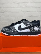 Load image into Gallery viewer, Nike Dunk Low Back to School Notebook (GS)(2007) - 5.5Y
