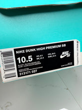 Load image into Gallery viewer, Nike SB Dunk High Black Grape
