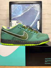 Load image into Gallery viewer, Nike SB Dunk Low Concepts Green Lobster Special Box (2019) - 9M
