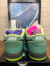 Load image into Gallery viewer, Nike SB Dunk Low Concepts Green Lobster Special Box (2019) - 9M
