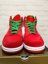 Load image into Gallery viewer, Nike SB Dunk High Big Gulp (2008)
