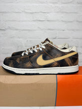 Load image into Gallery viewer, Nike Dunk Low Premium Grunge Pack Baroque Brown (2003) - 13M
