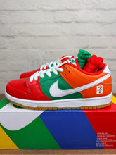 Load image into Gallery viewer, Nike SB Dunk Low 7-Eleven (2020) - 8.5M
