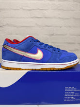 Load image into Gallery viewer, Nike SB Dunk Low Eric Koston (2017) - 9.5M

