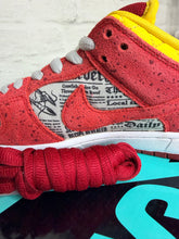Load image into Gallery viewer, Nike SB Dunk Low Rukus Crawfish (2014) - 10M
