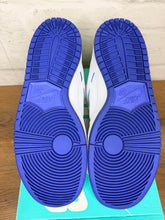 Load image into Gallery viewer, Nike SB Dunk Low Premium White Game Royal (2019) - 10.5M
