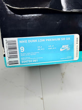 Load image into Gallery viewer, Nike SB Dunk Low Disposable (2014) - 9M
