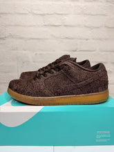 Load image into Gallery viewer, Nike SB Dunk Low Big Foot (2016)- 10M

