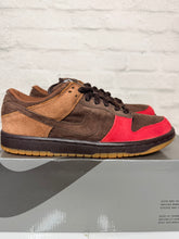 Load image into Gallery viewer, Nike SB Dunk Low Bison (2003) - 8.5M
