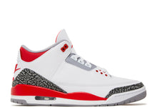Load image into Gallery viewer, Jordan 3 Retro Fire Red (2022)
